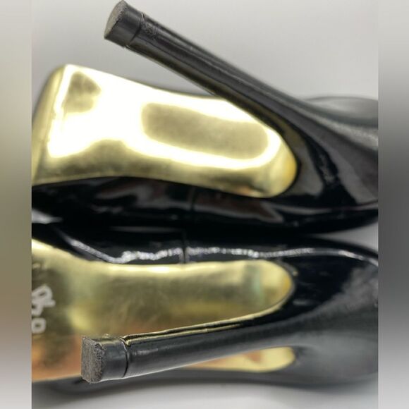 Steve Madden Women's Black Saane Platform Pumps Size 7 Gold Bottoms 4.5" Heel - Picture 7 of 8